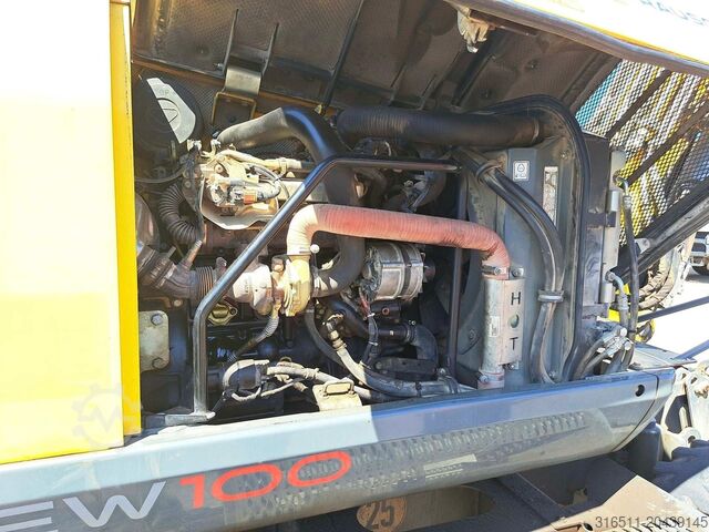 Kerekes kotrógép Wacker Neuson EW100  inkl. 4x Anbauteile