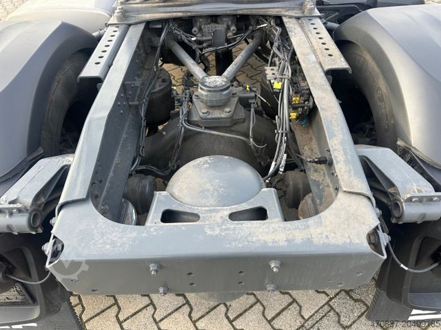 Standard tractor unit DAF XD 450 FD / 2 Kreis Hydraulik / Retarder