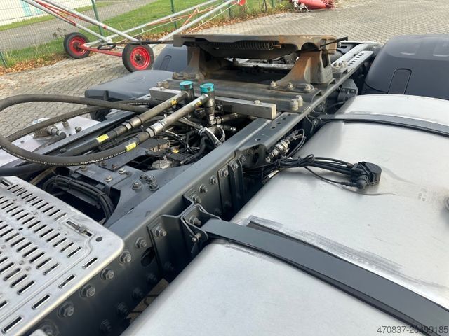 Standard tractor unit DAF XD 450 FD / 2 Kreis Hydraulik / Retarder