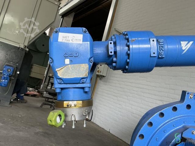 Robot Yaskawa Motoman YR-ES165N-B10 2006 Yaskawa Motoman YR-ES165N-B10 YR-
