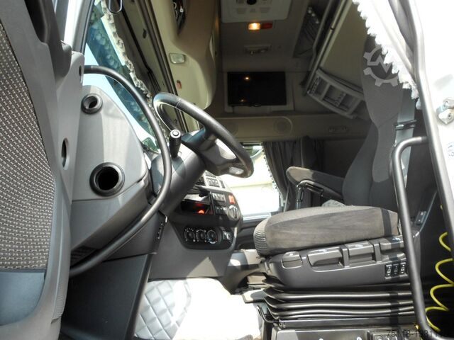 Vrachtwagens voor gevaarlijke stoffen DAF XF510FT SUPER SPACE CAB - ADR