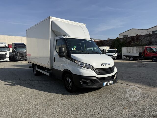 Furgoneta cerrada Iveco daily 35-160