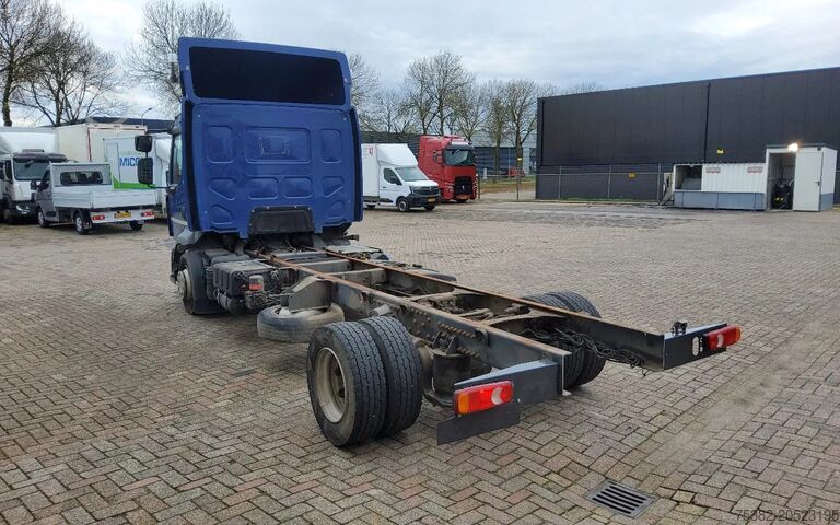 Chassis with cab Renault D 240 P 4x2 12 TON CHASSIS CABINE - 20-BHN-3 - ...