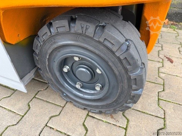 Ηλεκτρικό περονοφόρο τετράτροχο Still RX20-20P