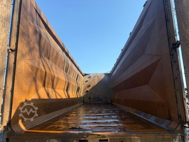 Billenős félpótkocsi KEMPF SKM 35/3 Stahl Kipper 50m³ Schrott