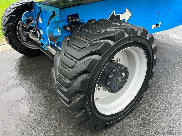 Plataforma de trabalho telescópica JLG 860SJ