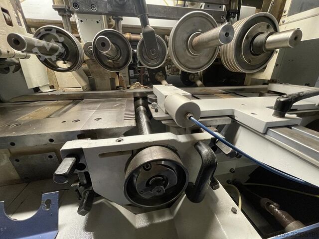 Profilozó gép WEINIG HYDROMAT 2000 FLOATING VERTICAL SPINDLES