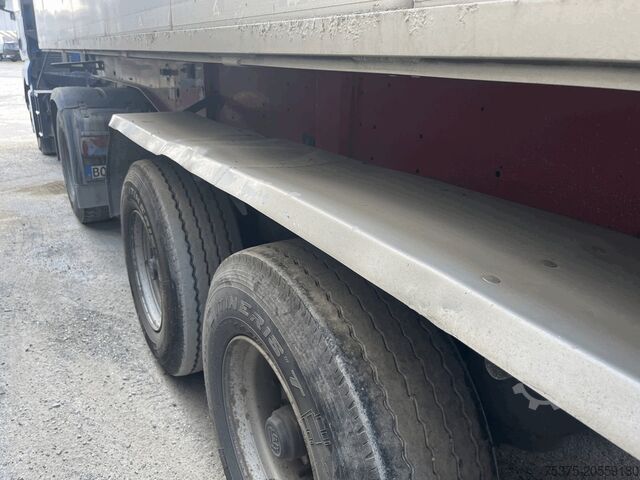 Kipper Auflieger Langendorf SKA 24/30 Mulde thermoisoliert mit Bodenisolierung unter dem Muldenboden