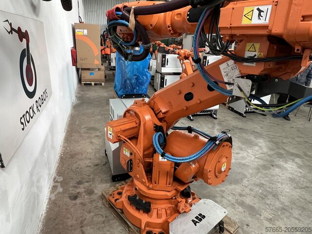 Endüstriyel robotlar ABB IRB 6700-205/2.80 IRC5