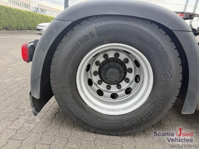 Tehlikeli madde kamyonu Scania R460 - HYDRAULIK - HIGHLINE - 2x TANKs - ACC
