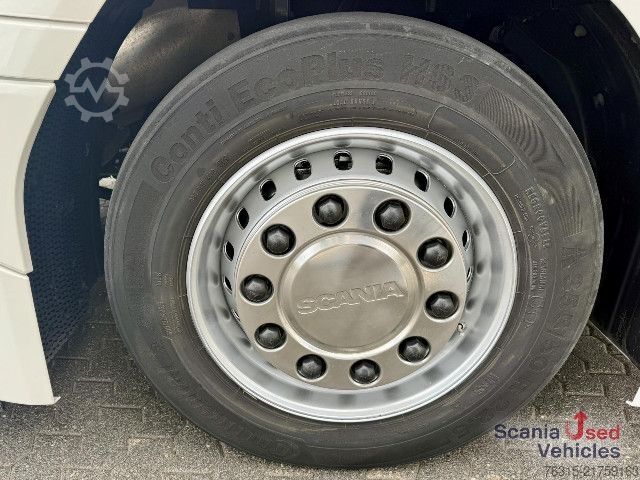 Cap tractor voluminos Scania R460 - SUPER - MEGA - HIGHLINE - 2x TANKs