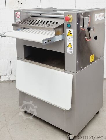 μηχάνημα σχηματισμού κρουασάν Mica HWM 500 4C