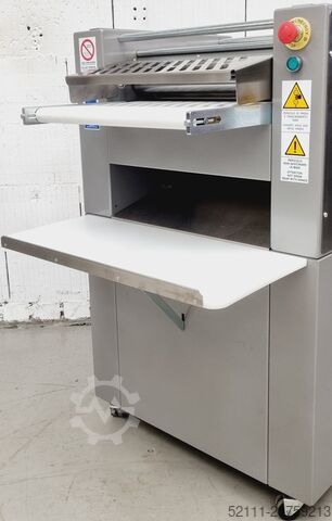 μηχάνημα σχηματισμού κρουασάν Mica HWM 500 4C