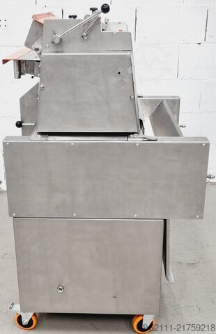 Croissantformningsmaskin Universum HWM 50/70