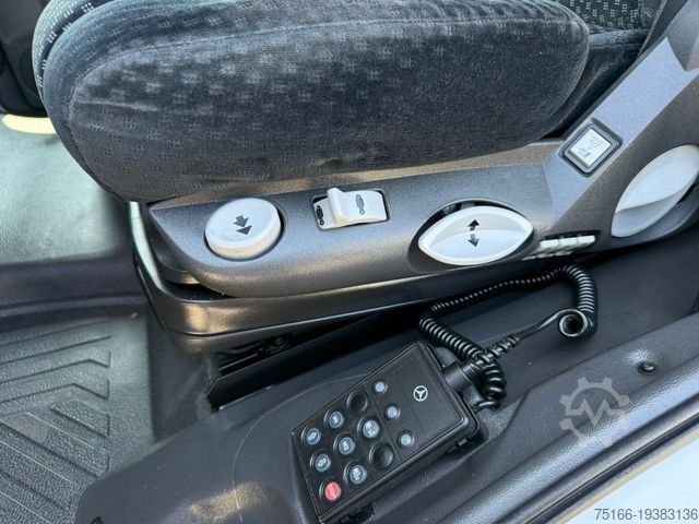 Caminhão frigorífico MERCEDES-BENZ ATEGO 1522 L Kühlkoffer 7,4 m LBW 2 T*THERMOKING