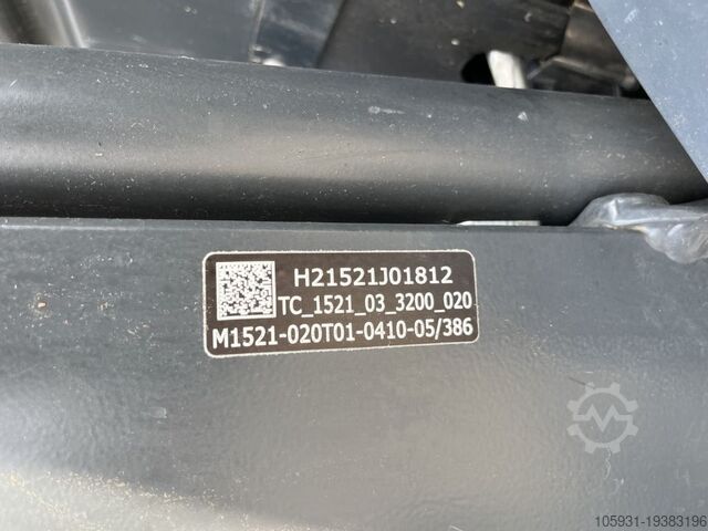 Elektrische vorkheftruck 3 wielen Linde E16-02