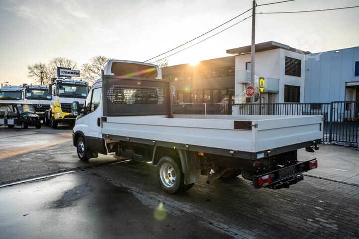 Laadplatform IVECO DAILY 40C170 - 24 488 KM