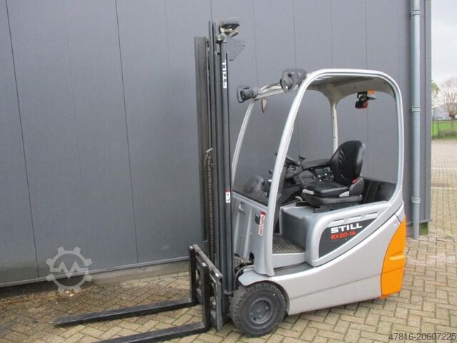 Chariot élévateur à fourche STILL RX20-14