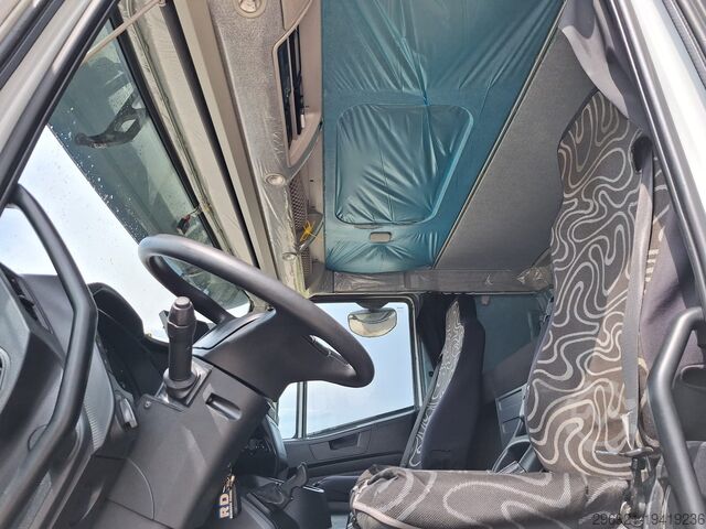 Kyld lastbil Iveco STRALIS AT 260S36Y/PS