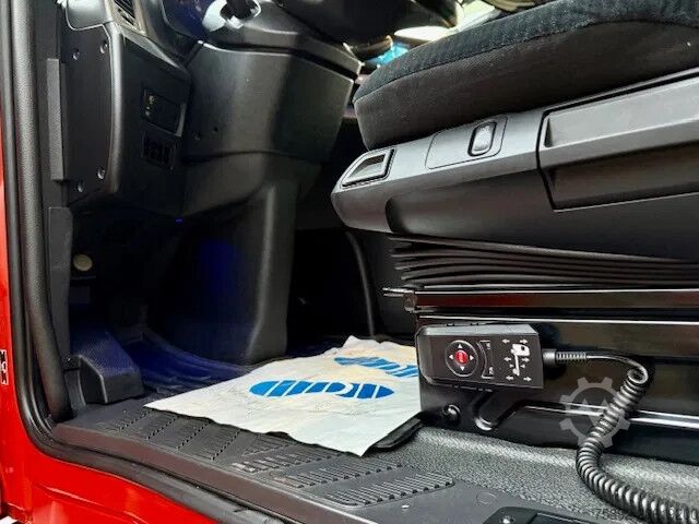 Volume SCM Mercedes-Benz Actros 1848 GigaSpace/Retarder/Voll Luft/Eu6d