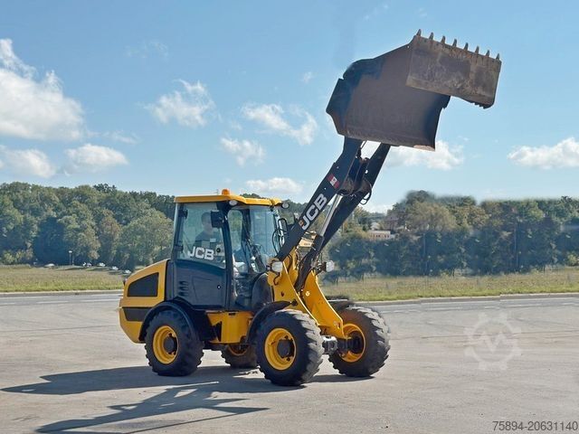 Ładowarka kołowa JCB 406 t4 * RADLADER * 4x4 * TOPZUSTAND