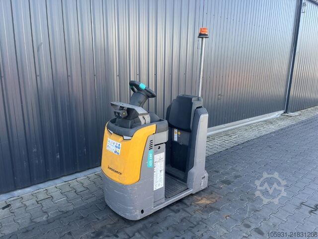 Tažný traktor Jungheinrich EZS130