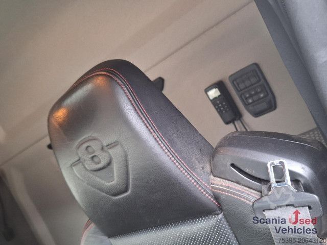 Lesnický nákladní automobil Scania R 580 B6x4NB+Epsilon M12 Z