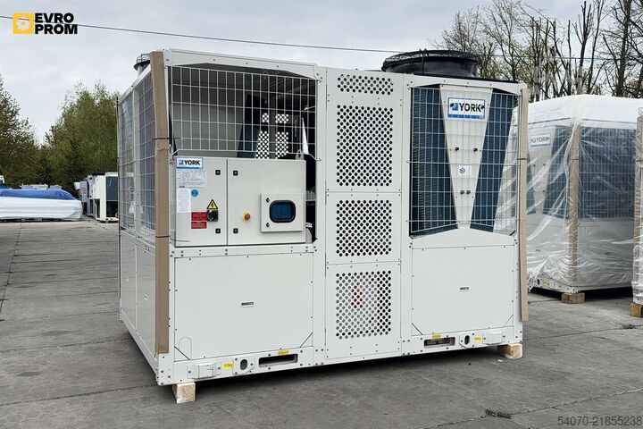 Chiller/tepelné čerpadlo New Industrial Сhiller/Heat pump YORK 159/160 kW | With warranty