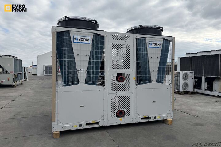 Chiller/tepelné čerpadlo New Industrial Сhiller/Heat pump YORK 159/160 kW | With warranty