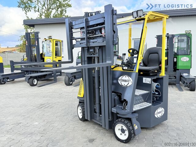 Wózek widłowy czterokierunkowy Combilift C3000CB GAS TRIPLEX 4900 POSITIONER TOP1