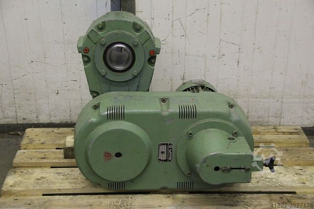 Instelbare tandwielmotor 4 kW 7,4-42,3 tpm Lenze 275-HD-283-112-4