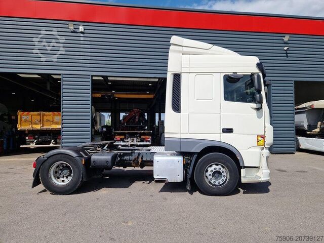Standard tractor unit DAF XF