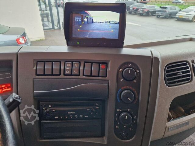 Box truck Renault Premium