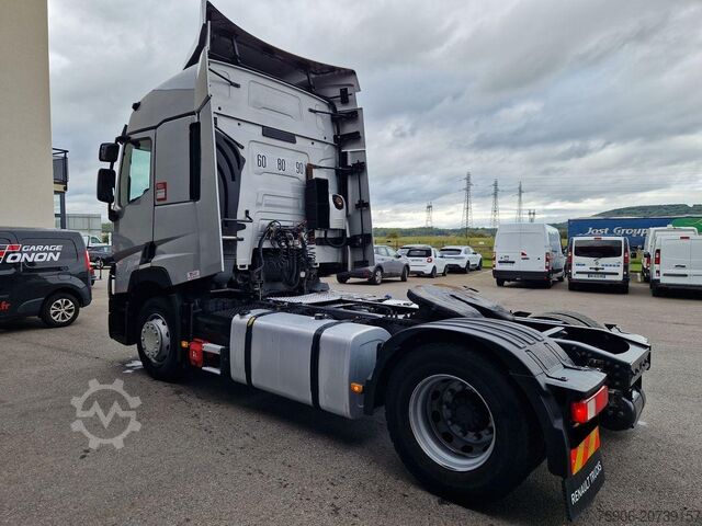 Standard tractor unit Renault Gamme T