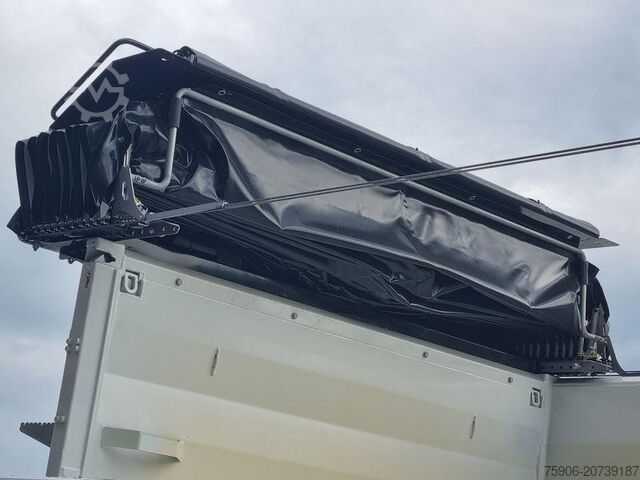 Camion benne Iveco X-WAY