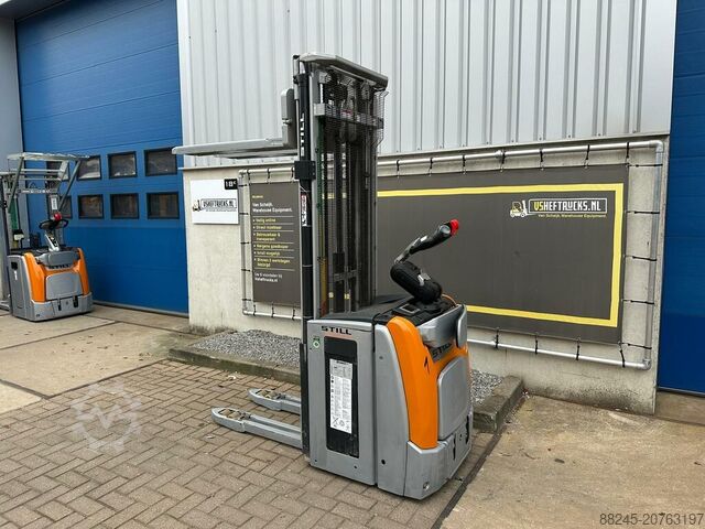 Still VS-22548 electric stacker, 5,466 mm initial lift STILL EXV-SF14