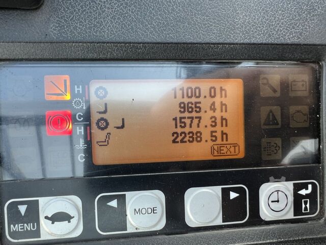 Empilhador de GPL Toyota 8 FG 45 N / 1.580 h!