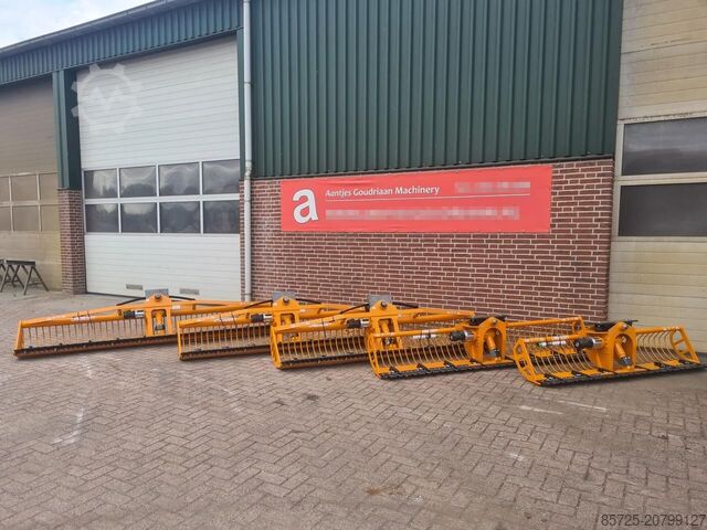 Screening bucket  Grote vooraad maaikorfen