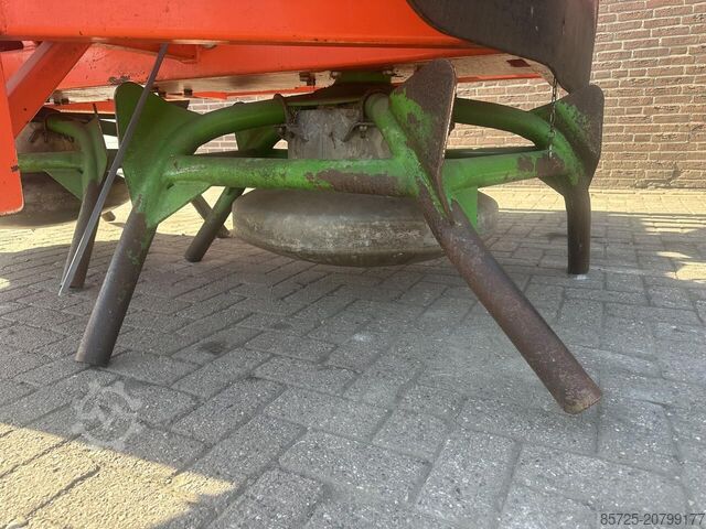 Bale chopper  Kuilverdeler Viking