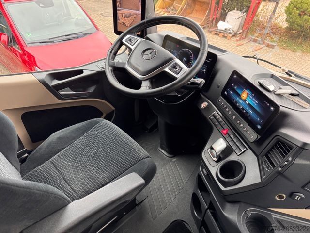 Τυπική μονάδα τράκτορα MERCEDES-BENZ 1848 Actros 5  GigaSpace Retarder Blatt/Luft