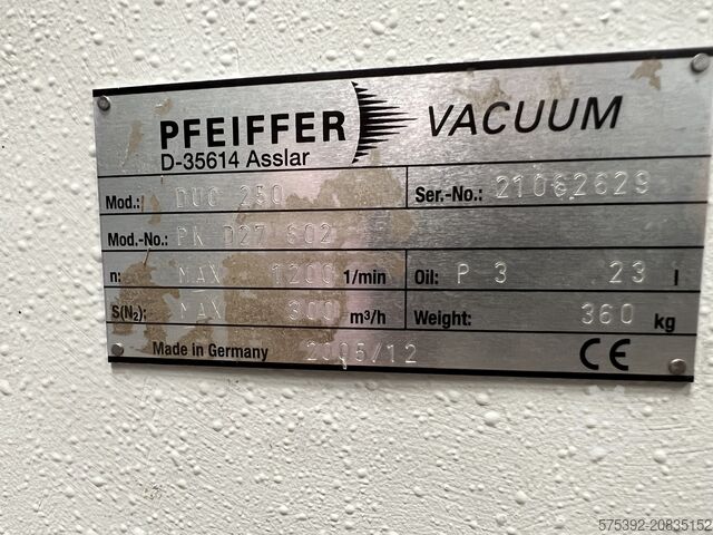 Vacuum pump Vacuum Pfeiffer DUO 250 A