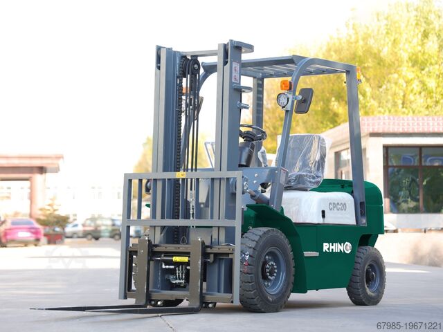 Diesel heftruck 2,5t met sideshift Rhino Motors SH25