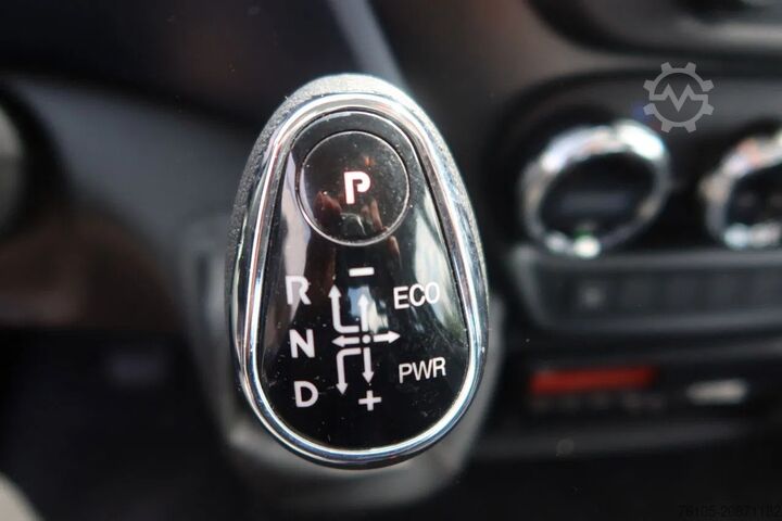 Bestelwagen autodrager Iveco 40 C 18 Luchtering 3.0 L motor Tijhof opbouw