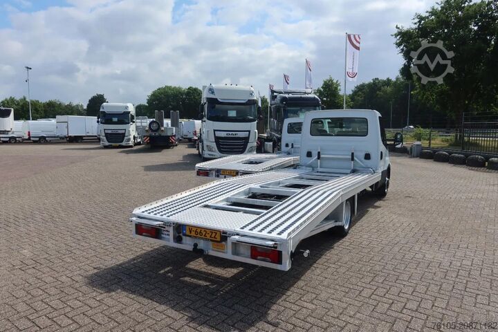 Bestelwagen autodrager Iveco 40 C 18 Luchtering 3.0 L motor Tijhof opbouw