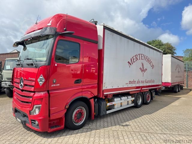 Kamion sa ravnom platformom i ceradom MERCEDES-BENZ 2548 Actros 5 L 6x2 Lowliner BDF