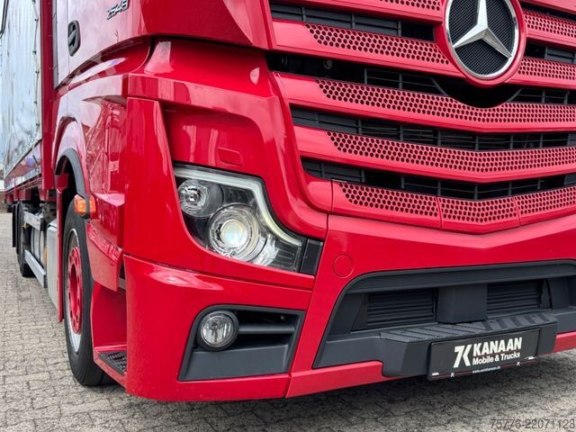 Kamion sa ravnom platformom i ceradom MERCEDES-BENZ 2548 Actros 5 L 6x2 Lowliner BDF