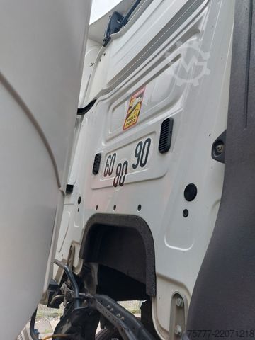 Τυπική μονάδα τράκτορα MERCEDES-BENZ Actros 18-45 Stream Space-MP4-ACC
