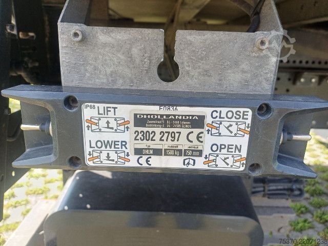 Camion caisson IVECO EUROCARGO ML160E28/P