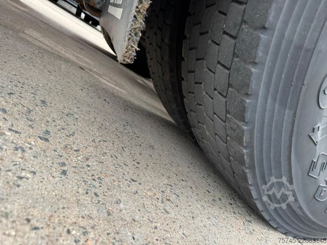 Kamion sa zamjenjivom nadogradnjom DAF XF 105.460 * RETARDER * AHK * 1. HAND *LIFTACHSE
