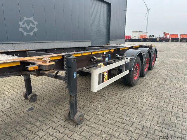 Transport af containere Burg 20FT ADR (EX/II, EX/III, FL, AT), empty weight:...